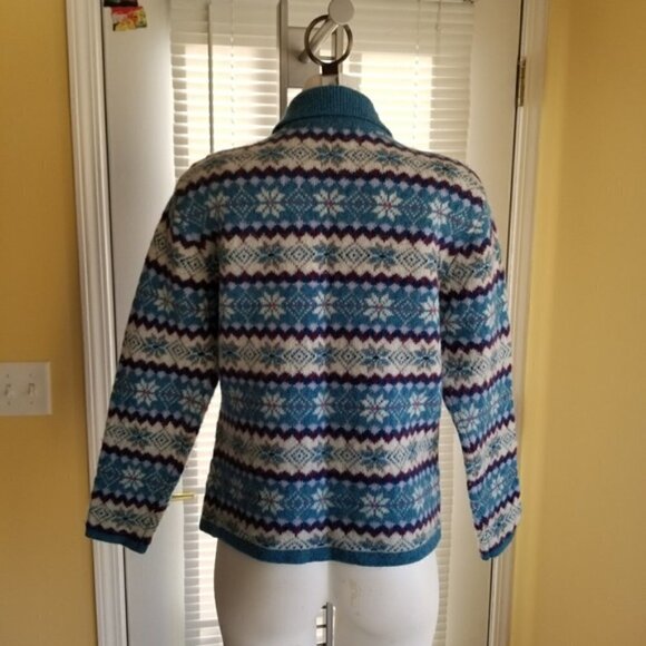 Amore Tribal Sweater (M) - Picture 2 of 3